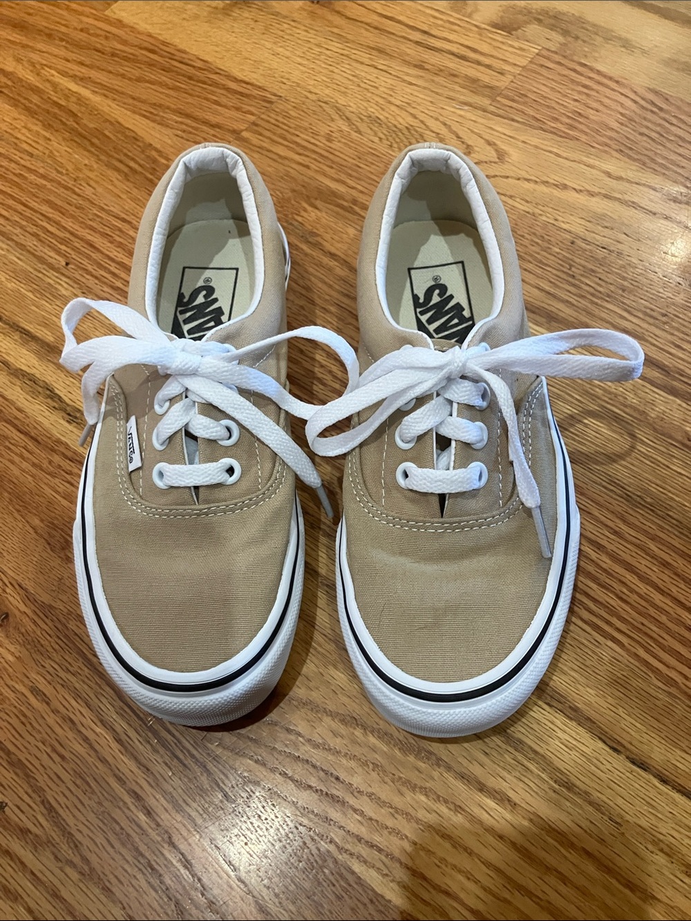 Vans Kids Canvas Lace-Up Sneakers in Beige with White Accents Sz 3.5 EUC